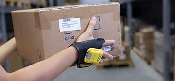 HandScanner™: Der kleinste und leichteste wearable Scanner.  Mit HandScanner von Datalogic arbeitet Personal effizienter und genauer